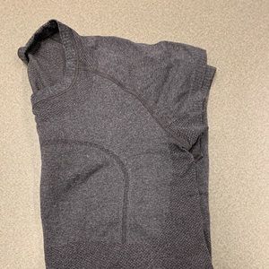 Lululemon swiftly tech grey 8